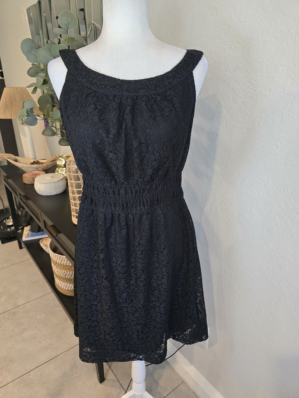 Zara Black Sleeveless Lace Mini Dress